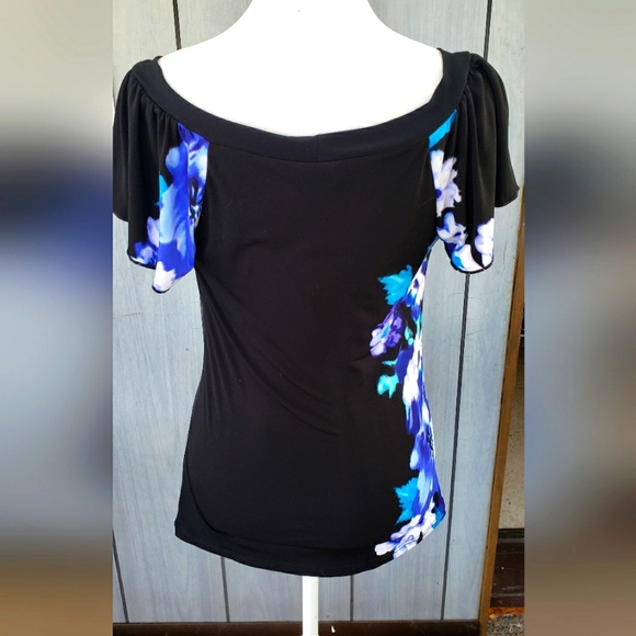 Wrapper brand flowered dress top - Picture 3 of 5